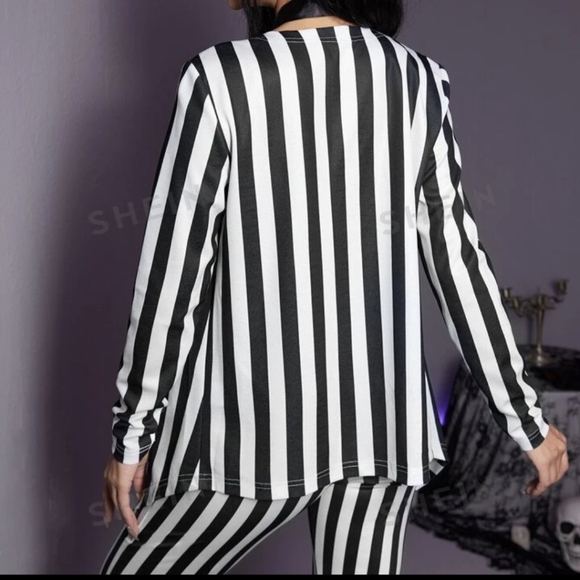 Striped Blazer - Picture 8 of 9